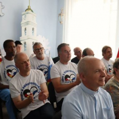 Участников международного автопробега «Мир с Россией» познакомили с культурным многообразием Саратовской области