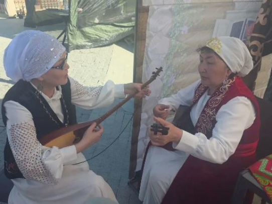 В Парке покорителей космоса прошел праздник национальных культур