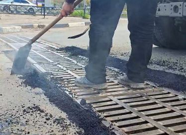 В городе продолжаются комплексные работы по содержанию ливневой канализации