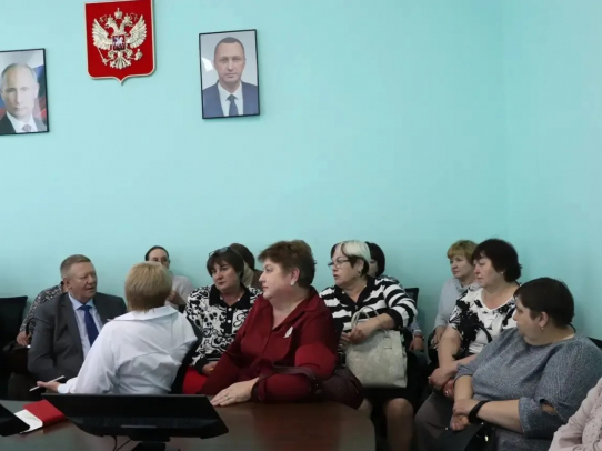 Панков: Володин смог найти решение для повышения зарплат педагогам и воспитателям из отдаленных районов области
