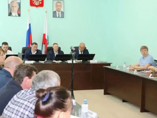 Панков помог с решением проблем ЖКХ жителям Ртищево