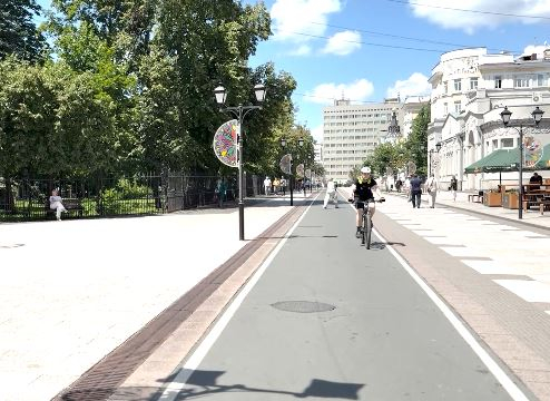 В рамках нацпроекта «Туризм и индустрия гостеприимства» Саратов получил субсидию на приобретение мобильного туристского информационного центра