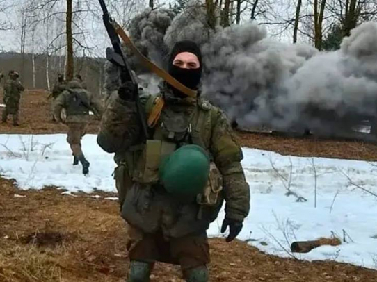 Бойца СВО из Саратовской области наградили медалью Жукова