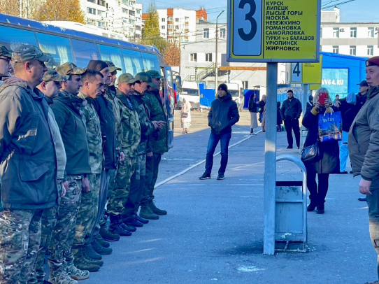 Александр Янклович пожелал скорейшей победы возвращающимся с отпуска на СВО бойцам