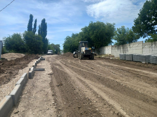 В мэрии Саратова рассказали, какие дороги сейчас ремонтируют 