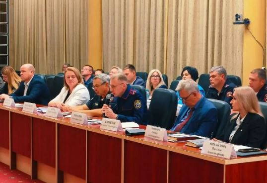 В Саратовской области подвели итоги летней занятости и трудоустройства подростков