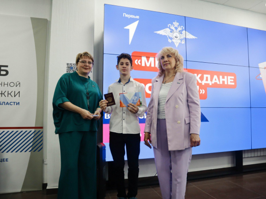 «Серебряные» волонтеры посетили мероприятие «Движения первых»