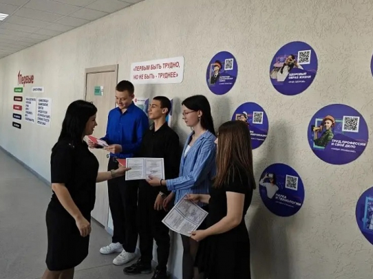 387 саратовских школьников получили сертификаты программы «Юный друг полиции»