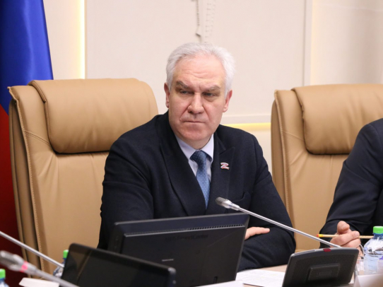 Алексей Антонов отметил необходимость сохранения социально значимых объектов для жителей области