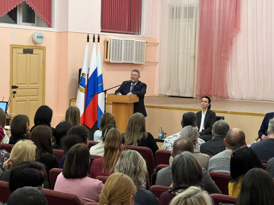 Панков: Проекты Володина помогли решить многие проблемы жителей Юбилейного