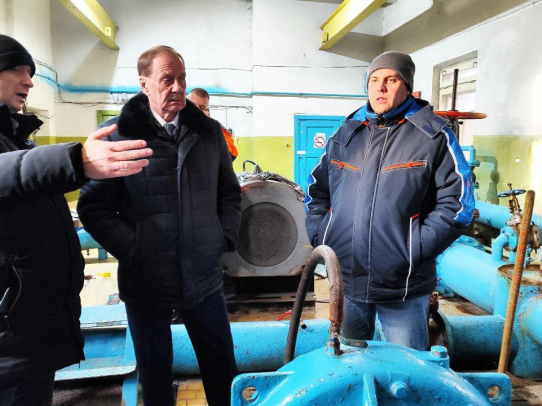 Павел Сурков проверил ход аварийно-восстановительных работ водоканала в Заводском районе