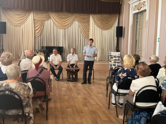 В Саратове полицейские провели мероприятие «Предупрежден – значит, вооружен!»