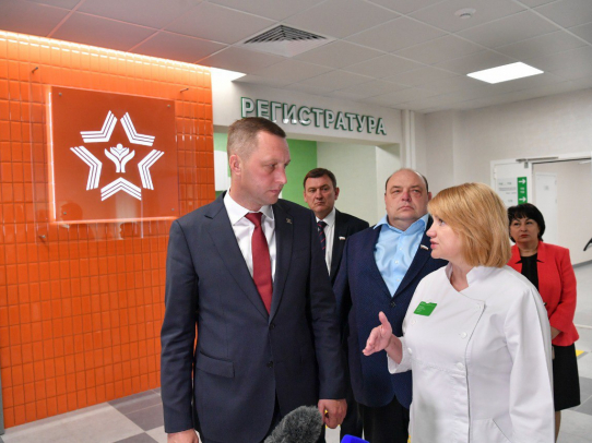 Начала работать поликлиника в микрорайоне Звезда