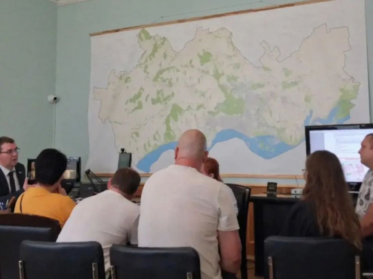В комитете по управлению имуществом города продолжаются еженедельные встречи с многодетными семьями