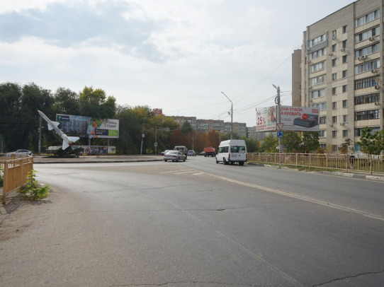 В Энгельсе отремонтируют дороги, переданные области