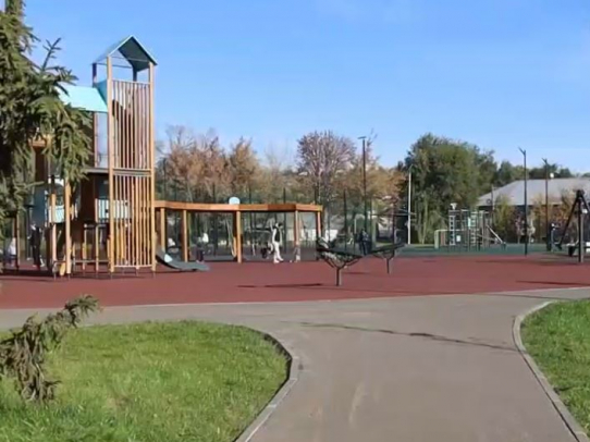 Глава города Игорь Молчанов осмотрел общественные пространства Заводского района