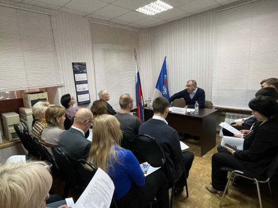 Партийцы Фрунзенского района выбрали своих делегатов на региональную конференцию