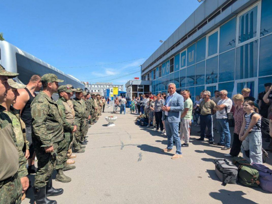 Кирилл Лаврентьев – участникам СВО: Выполняйте успешно все боевые задачи и возвращайтесь домой