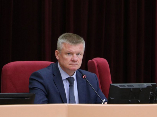 Спикер регпарламента призвал депутатов провести майские выходные в избирательных округах