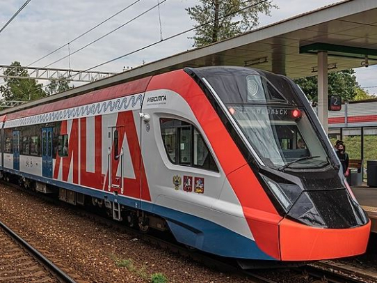 Саратовский завод отгрузил пятисотую аккумуляторную батарею для московских электропоездов «Иволга»