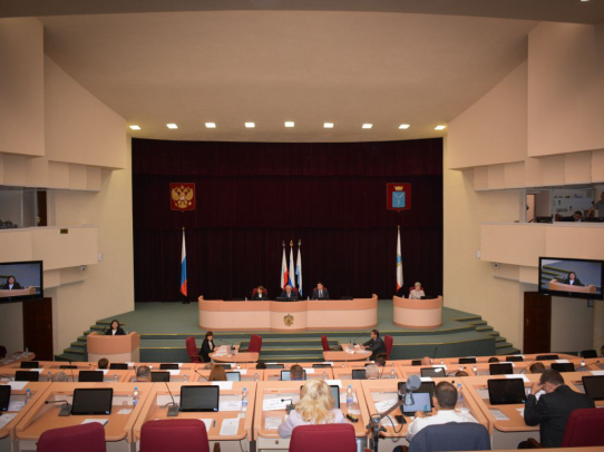 Депутаты Саратовской городской Думы поддержали внесенную поправку по увеличению доходной части