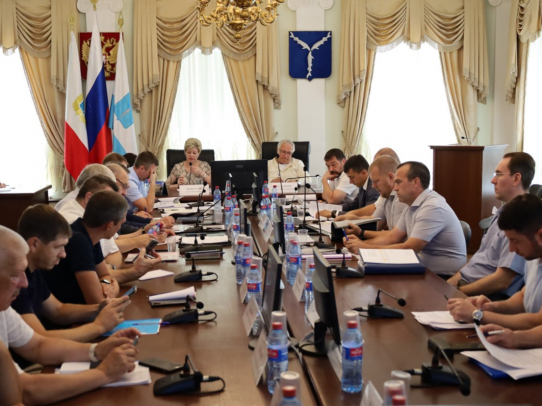Глава Саратова провела совещание по благоустройству с руководителями структурных подразделений администрации