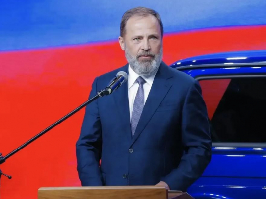 Игорь Комаров поздравил автомобильный завод с 60-летием