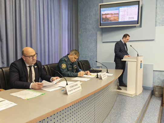Юрий Юрин доложил о снижении уровня паводка в регионе
