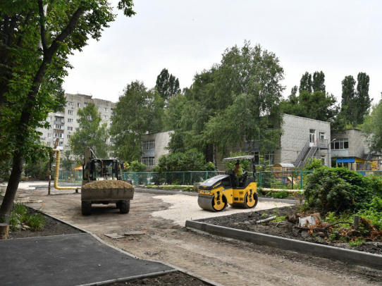 Ремонт дворов в Саратове планируют завершить к началу сентября