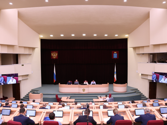 Бюджет Саратовской области в 2025 году сохранил социальную ориентированность
