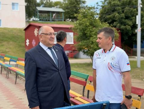Игорь Молчанов посетил детский оздоровительный лагерь «Солнышко»