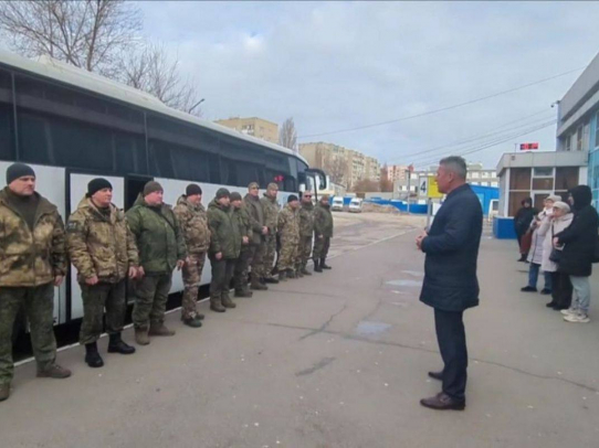 В зону СВО после отпуска отправилась очередная группа военнослужащих