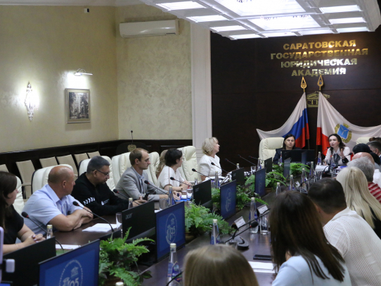 97% студентов считают обучение в выбранных ими саратовских вузах престижным
