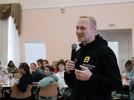 Олимпийский чемпион Илья Захаров рассказал саратовским школьникам, как стать победителем