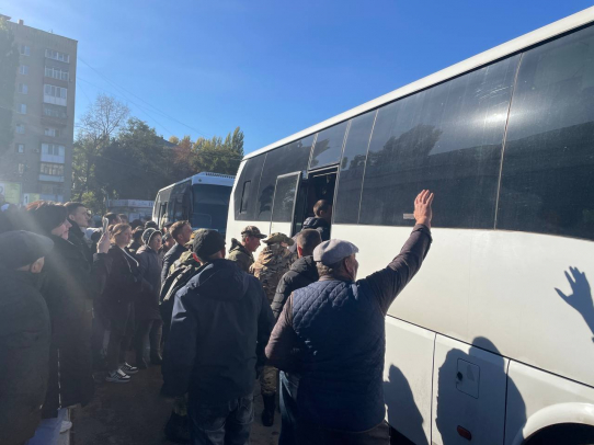 Бойцы 99-го полка после отпуска возвращаются к местам выполнения боевых задач