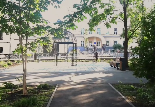 Работы по благоустройству бульвара по 2-й Садовой улице подходят к завершению