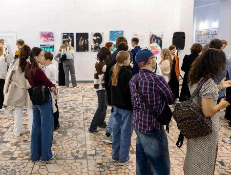 Юные саратовские дизайнеры и фотографы представили креативные работы