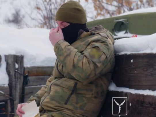 Лада Мокроусова поздравила жителей Саратова с Днем защитника Отечества!