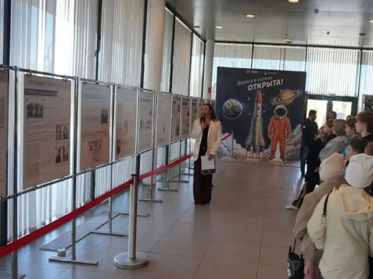 В Парке покорителей космоса открылась выставка «Путеводные звезды Гагарина»
