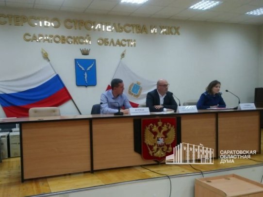Александр Бурмак: Детей-сирот нужно защитить от сомнительных дельцов
