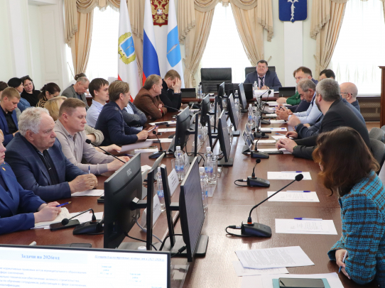 В Саратове в 2025 году благоустроено порядка 48 га зеленых зон