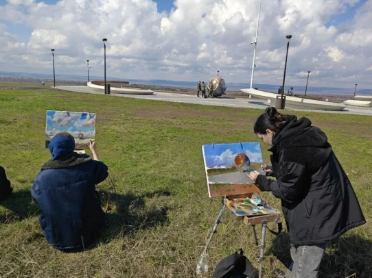 В Парке покорителей космоса развернулся первый «Космический пленэр»