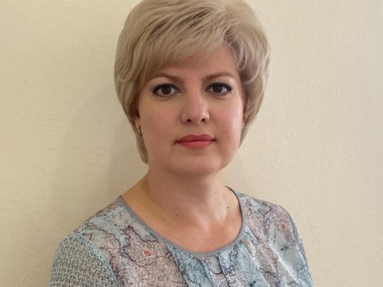 Лада Мокроусова поздравила выпускников с днем последнего звонка