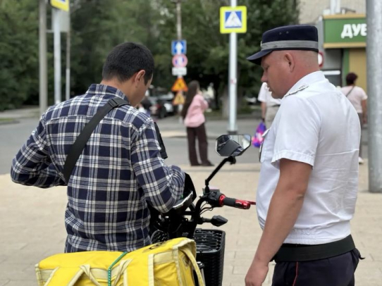 В областном центре пресечены факты движения на средствах индивидуальной мобильности «под знак»