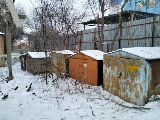 В Саратове провели обследование незаконных сооружений