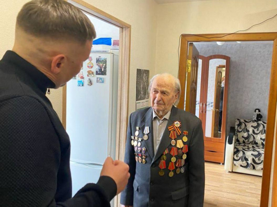 Александр Блатман встретился с жителями блокадного Ленинграда в преддверии Дня воинской славы