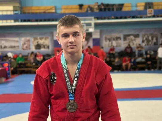 Даниил Кулаков — бронзовый призер Всероссийских соревнований по самбо