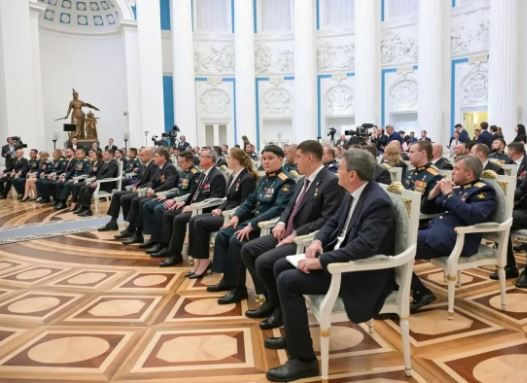 Президент РФ поддержит участников СВО на выборах