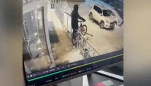 Саратовец задержан полицейскими по подозрению в совершении кражи велосипеда