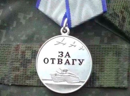 Саратовский боец СВО под интенсивным огнем противника восстановил связь батальона